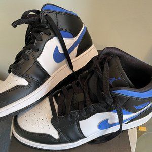 Air Jordan 1 Mid (GS) Racer Blue Womans 7.5 (6Y)